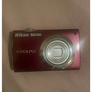 Nikon coolpix s4000